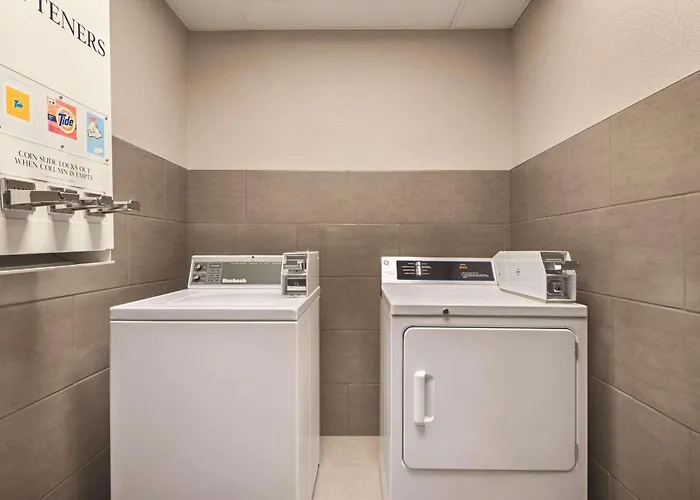 Hotel Country & By Radisson, Schaumburg, Il 4*
