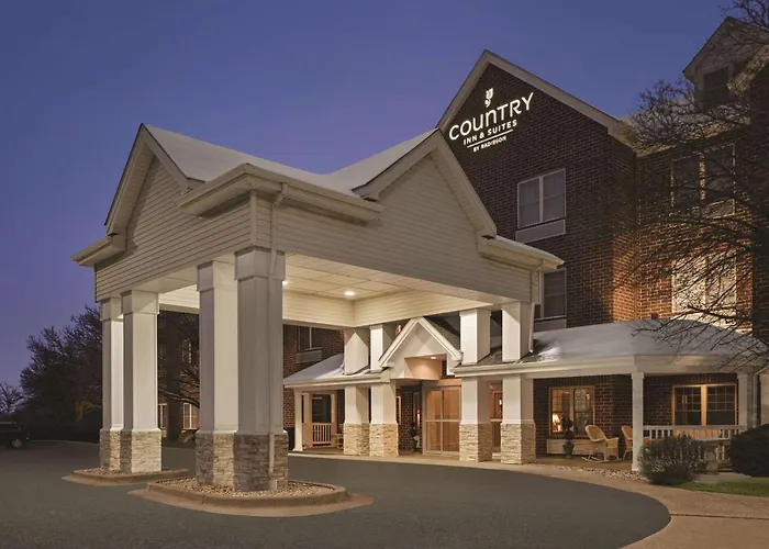 Hotel Country & By Radisson, Schaumburg, Il