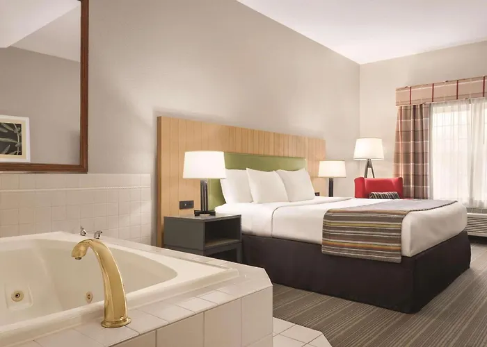 Country & By Radisson, Schaumburg, Il Hotel