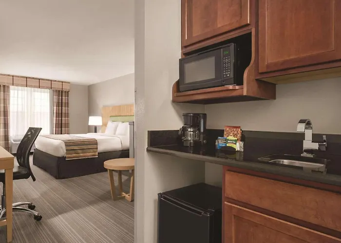 Hotel Country & By Radisson, Schaumburg, Il Schaumburg