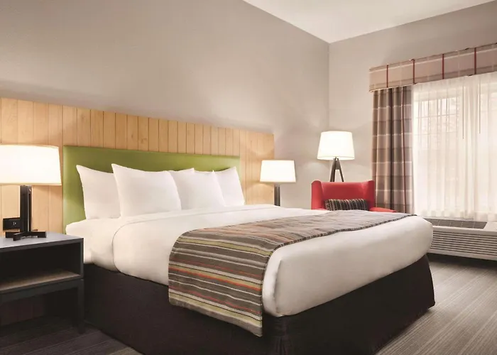 Hotel Country & By Radisson, Schaumburg, Il